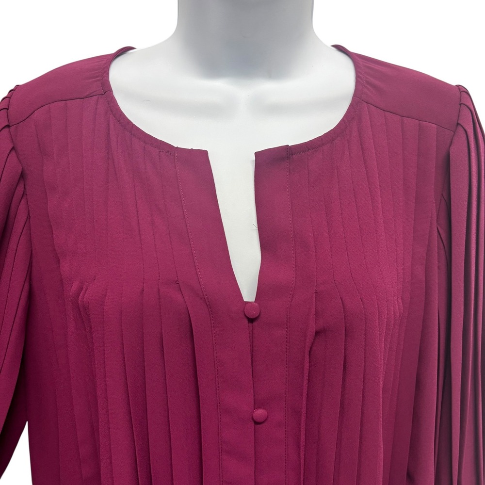 Nine West Womens Berry Magenta Pleated‎ Long Sleeve Button Front Blouse Size M - Picture 3 of 9